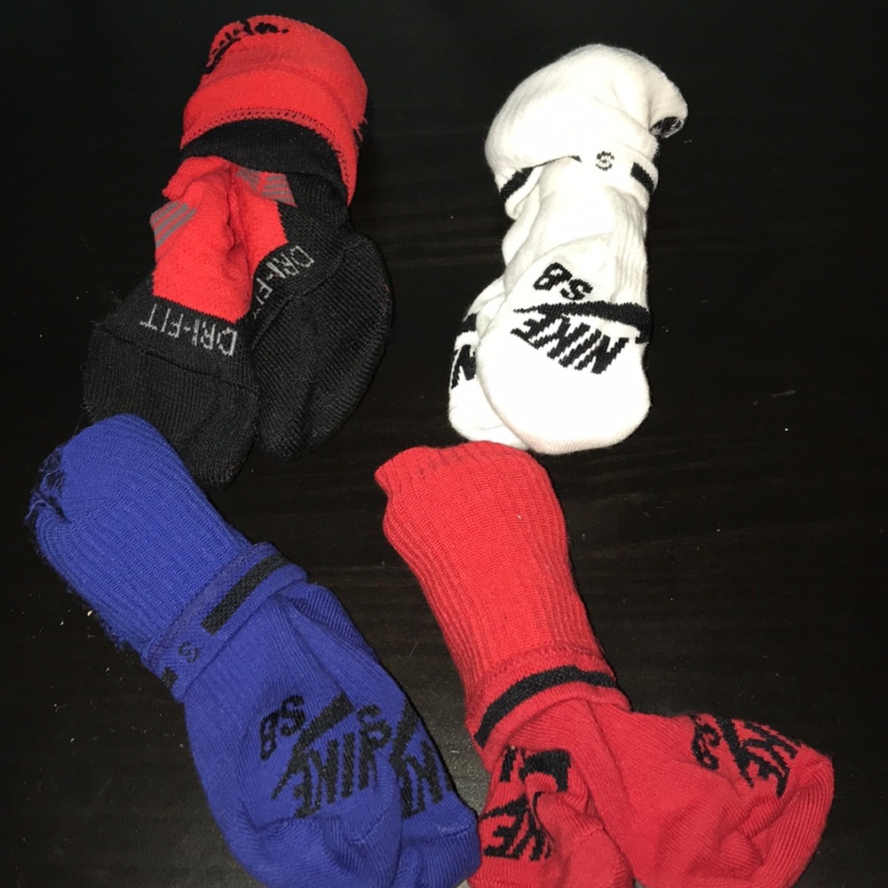 4 pairs of nike socks!